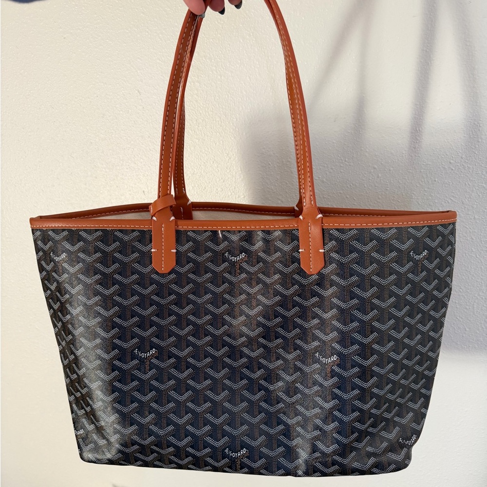 Elegant Black and Tan Tote and wallet
